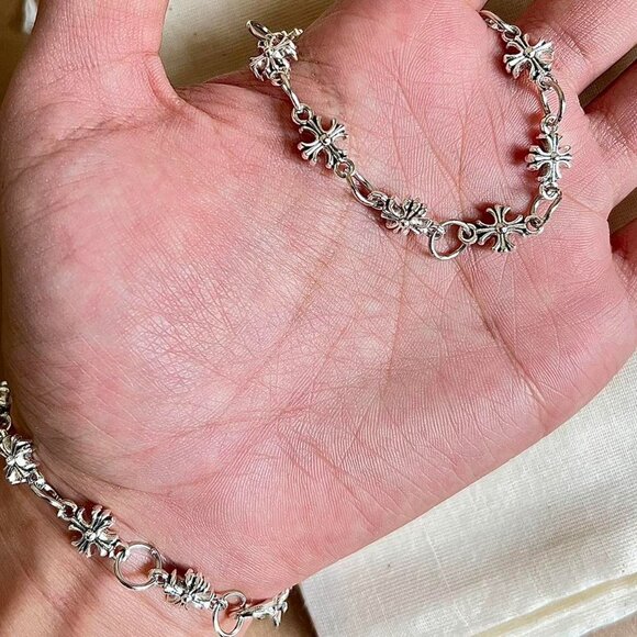 y2k grunge silver cross pendant bracelet - Picture 7 of 8